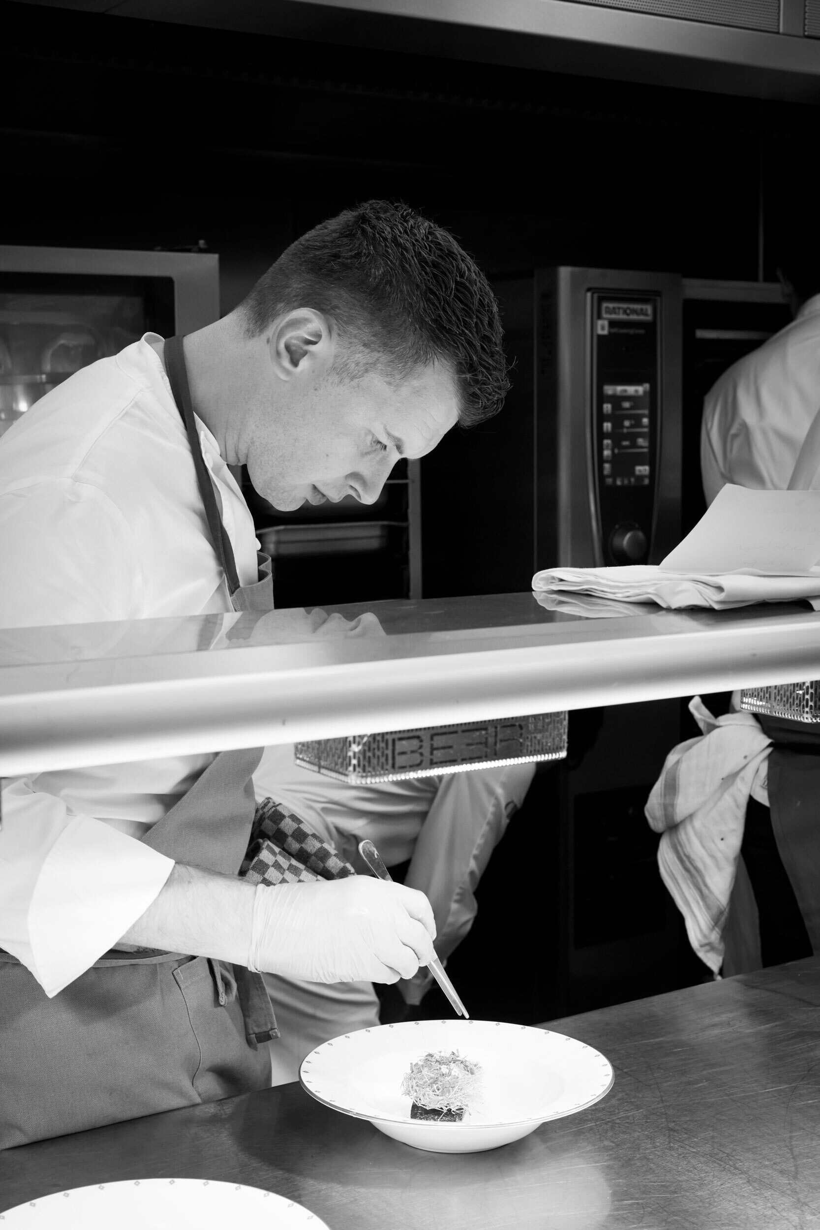 Jodi Hinds 251117 Bocuse Gala 04 Turbot Marco Zampese 38